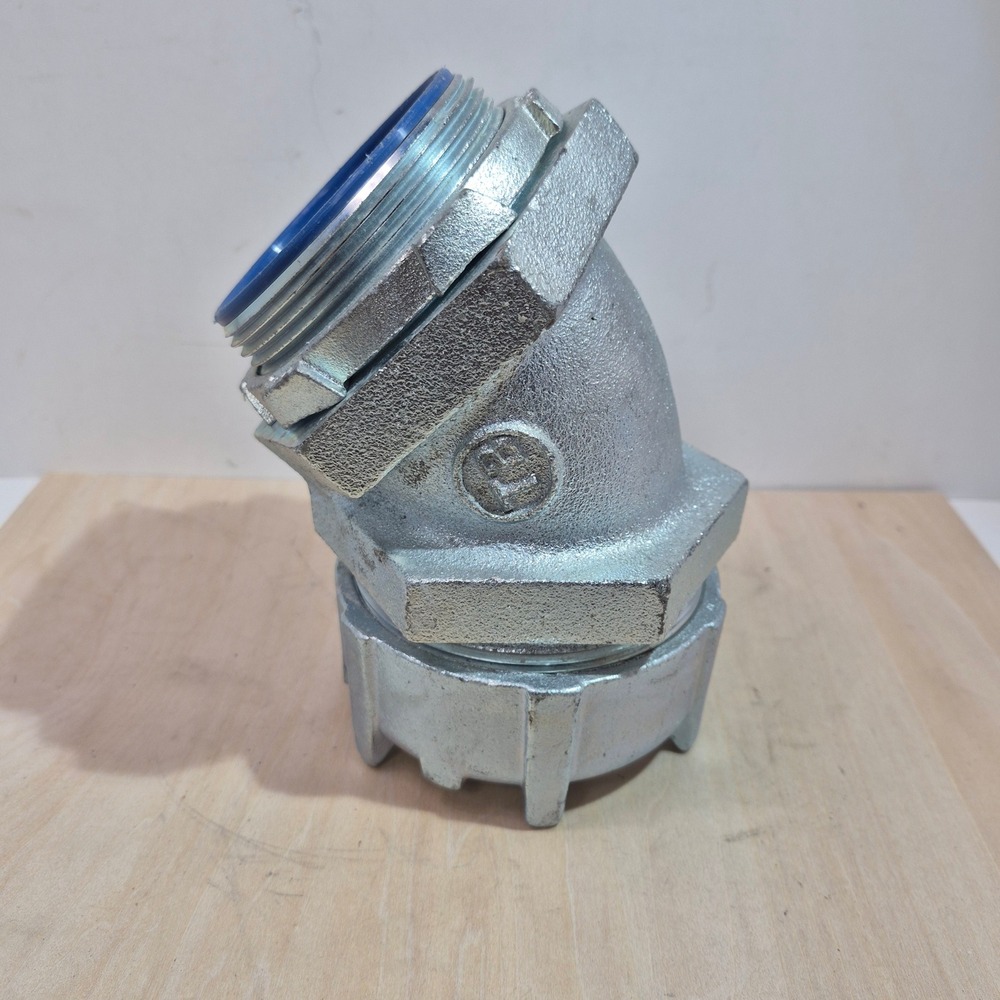 T&B Thomas and Betts 3 Inch 45 Degree Liquid tight‎ Conduit Connector 5247